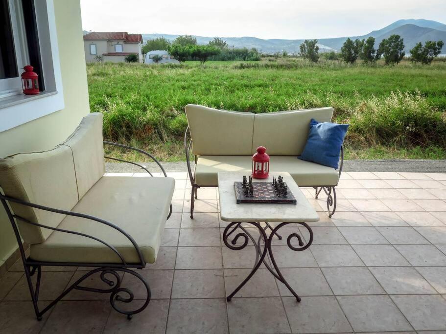 Villa Rania: Ευάερη Βίλα Με Θέα Τη Θάλασσα Lixouri Luaran gambar