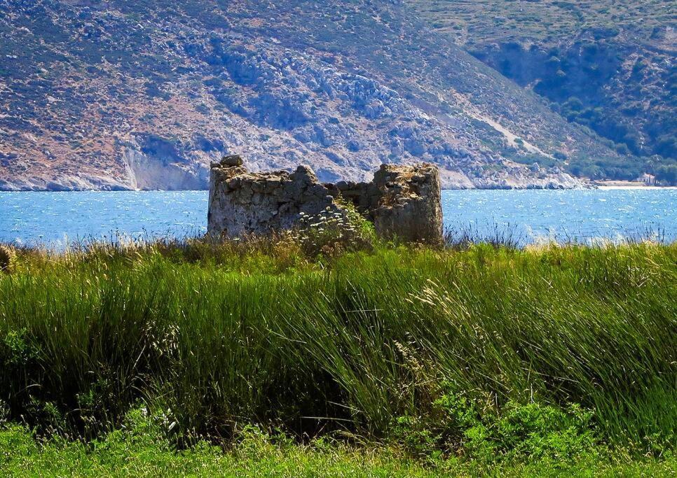Villa Rania: Ευάερη Βίλα Με Θέα Τη Θάλασσα Lixouri Luaran gambar